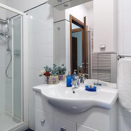 Apartment Home***** *